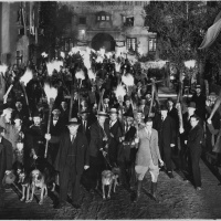 DTD: 209 - “Gotcha!” Chemical Aldo dragged before baying mob