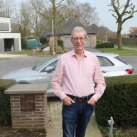 Ronnys rustige leven in de hovenierstraat