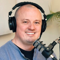 Running a Podcast Agency and Building a Business with Derrick Michaud 