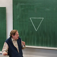 Stephen Karpman und das Mitgefühls-Dreieck