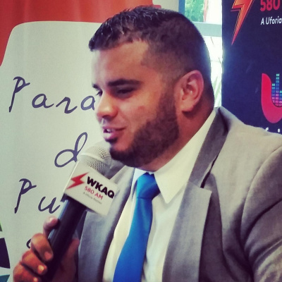 Sin Ataduras, Con Jay Fonseca