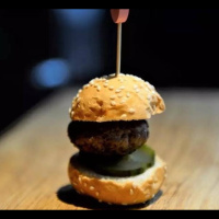 食物_西班牙 牛肉迷你汉堡 Beef Mini Burger