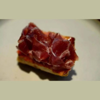 食物_西班牙 番茄火腿配面包片 Ham and Tomato Over Toast