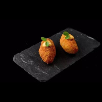 食物_西班牙 猪肉丸 Pork Croquettes