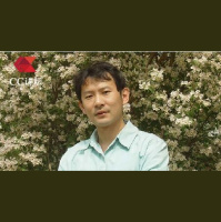 刘鹏：探索微观世界的神奇之光