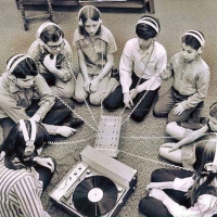 Steve 00 : New Music Review 122