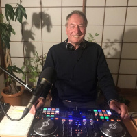 S 32 : New Music Show 69