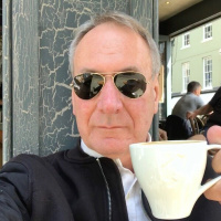 Steve 00 : New Music Review 125