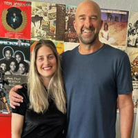 פרק 363: מעין גבאי, מנהלת שיווק, אלטשולר שחם