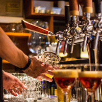 540 - Target, Whole Foods e Dive Bar: o que são?