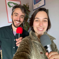 1000 - Mil episódios do Inglês Nu E Cru Rádio