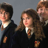 696 - Uniformes de escola e vocabulário em inglês!