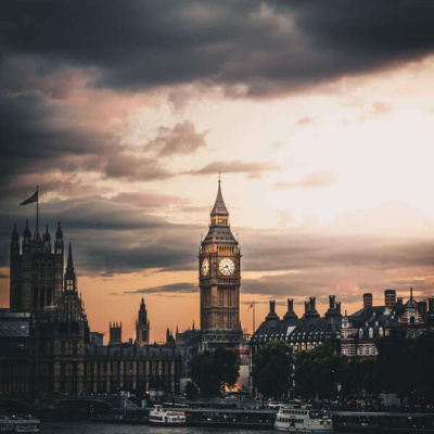 Inglês Nu E Cru Rádio