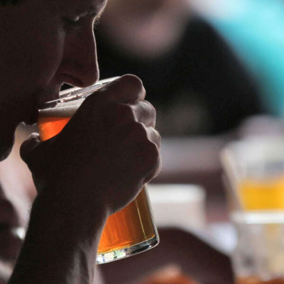 Inglês Nu E Cru Rádio