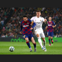 El Real Madrid vería bien que se ayudara al Barcelona para que Messi se quede en el club