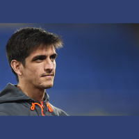 Schuster: Me parece curioso que el mejor goleador de España no sea titular