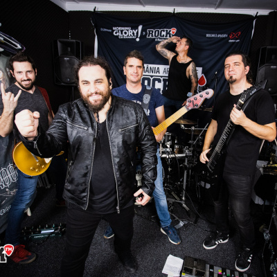 Morning Glory, Cu Razvan Exarhu