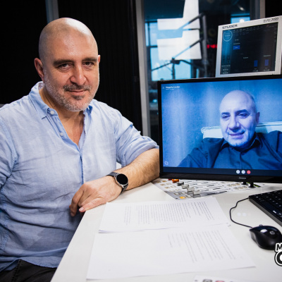 Morning Glory, Cu Razvan Exarhu