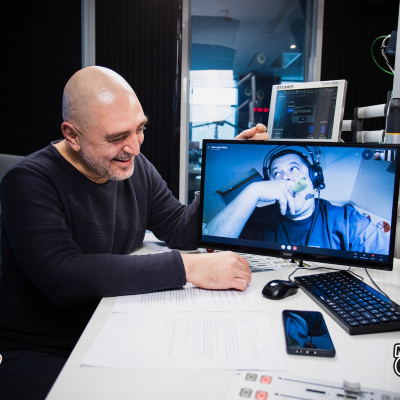 Morning Glory, Cu Razvan Exarhu