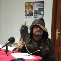 Capítulo XVIII - Personajes universales (los magos)