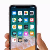 «Бюджетный» iPhone задержится до октября
