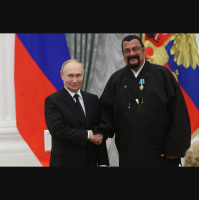 Does Steven Seagal really know karate?