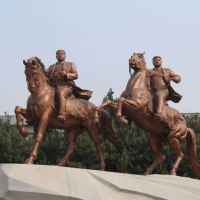 Afsnit 2: Byernes By og Ledernes Leder