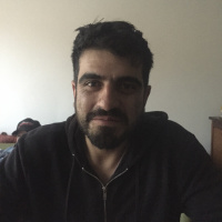 Productor, 32 años.