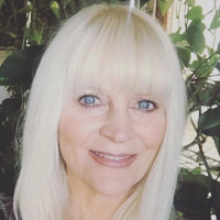 Live Readings 845-277-9131 Psychic Medium Toni Greene