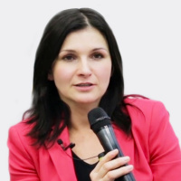 Od samotności do bliskości, czyli o relacjach z sobą i z innymi - dr Katarzyna Waszyńska