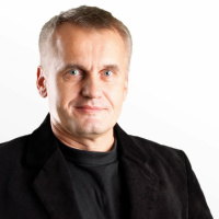 „Potęga sytuacji. Psychologia bezrefleksyjnego posłuszeństwa” - prof. dr hab. Dariusz Doliński