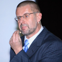 Jak rozwinąć skrzydła, czyli o istocie motywacji - dr Marek Skała