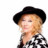 Przyjaciele – rodzina XXI wieku - prof. Popiołek, dr Woydyłło-Osiatyńska, dr Maj, red. Rydlewska