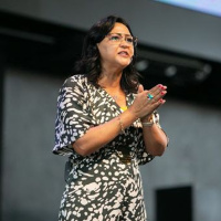 Vivendo a influência da Palavra - Cida Claudino