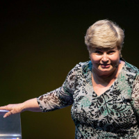 Deus não terminou - Mama Jan Wright