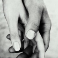 Las 7 Virtudes del Amor Sano “Mas allá del enamoramiento y el amor romántico”. - Christian Ortiz.