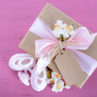 Why Kristen DOESNT want a baby shower!