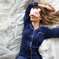 Kristen does WHAT in her sleep??