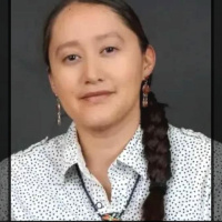 Artist Kandis Quam, discusses the ARTZ Cooperative, and the rich Zuni Culture