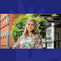 Dave Snuck Into Amy Hubermans Back Garden!