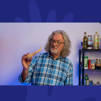 James May Suggests A Very Strange Cheese  Onion Crisp Combo