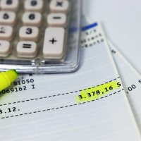 How To Manage Financial Stress