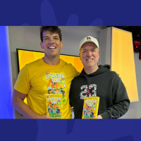 Dave Gives Donncha A Very Important Dad Lesson!