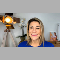 Julie Debatty, pour son livre « 10 minutes par jour pour te transformer »