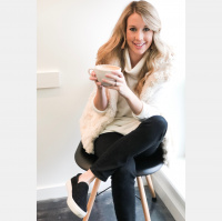 30: Overcoming Imposter Syndrome with Liz Navarro