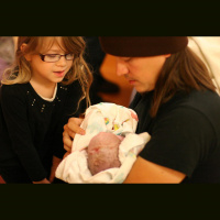 Zion Announces Gideons Birth