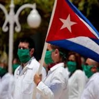 La política de salud cubana: integral e internacionalista