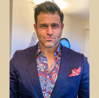 ADEM MANDEROVIC: SALES EXPERT  HOST