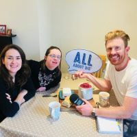 Amy chats with the multi talented Aimee Richardson