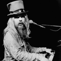 Leon Russell: El Maestro del Espacio y el Tiempo